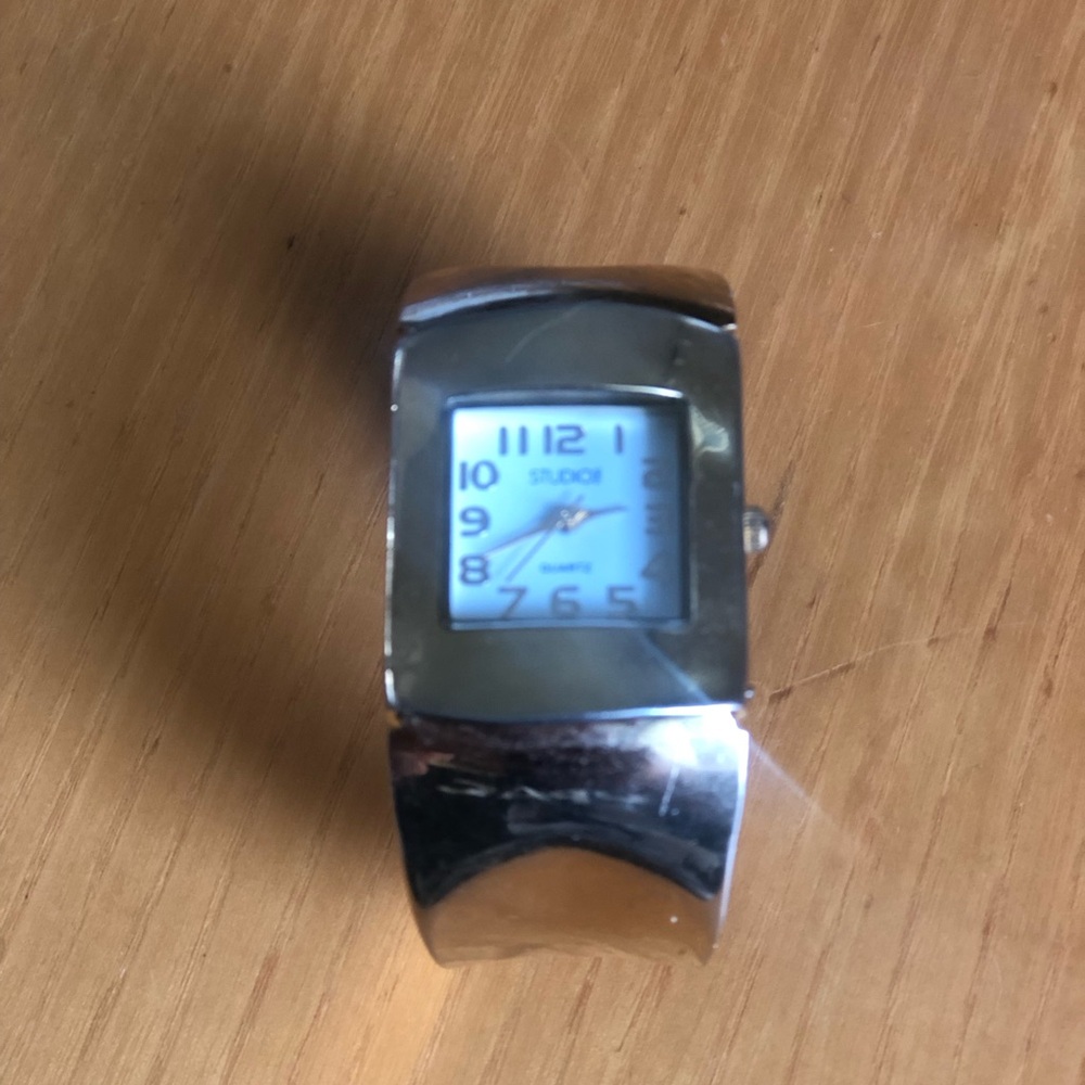 Studio Metallic Silver Smartwatch